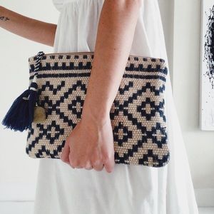 Mango Clutch